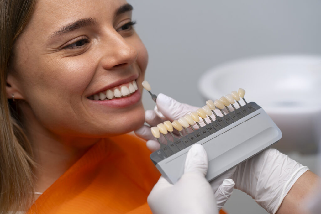 HOW LONG DO DENTAL VENEERS LAST? CARE AND MAINTENANCE TIPS